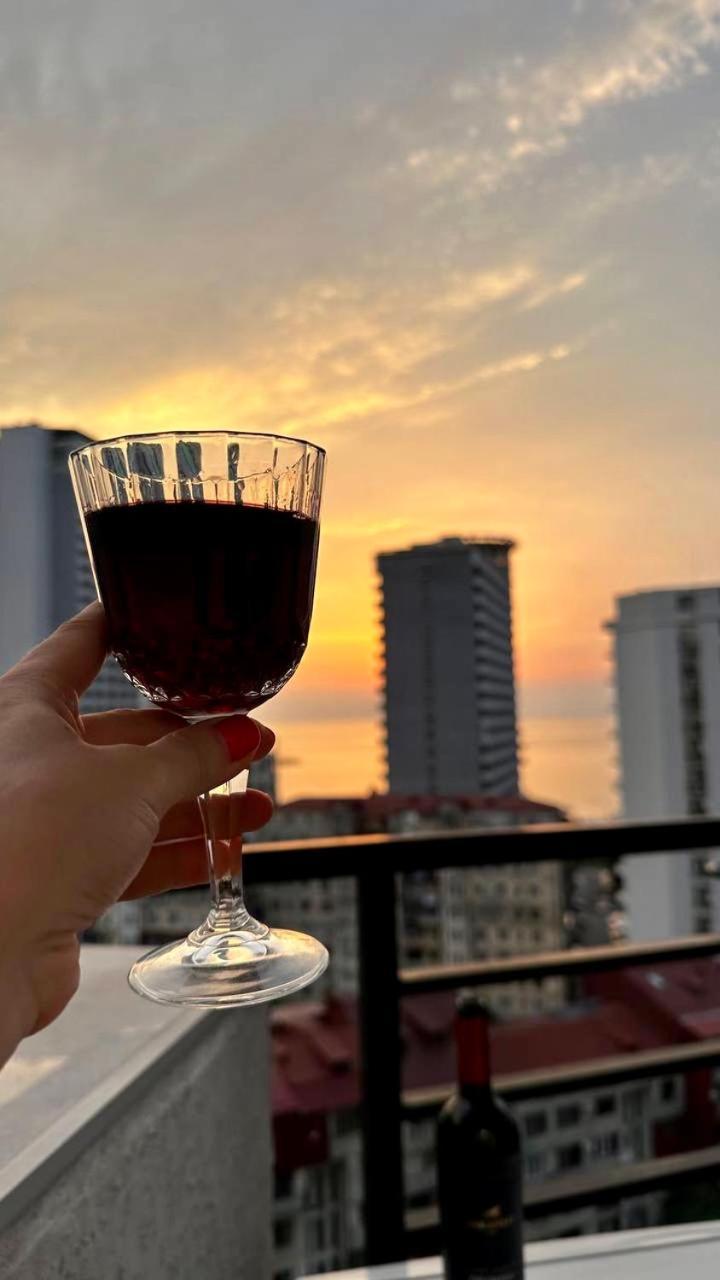 Appartamento Pirosmani 18D, 14 Floor Batumi Esterno foto